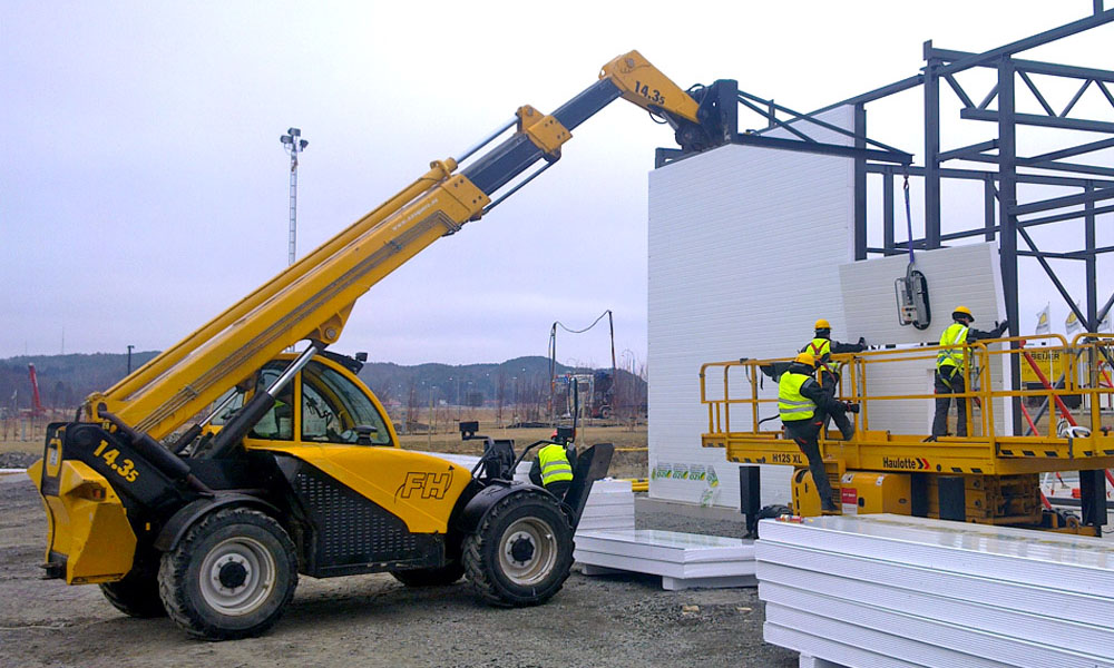 Sandwich panels installation