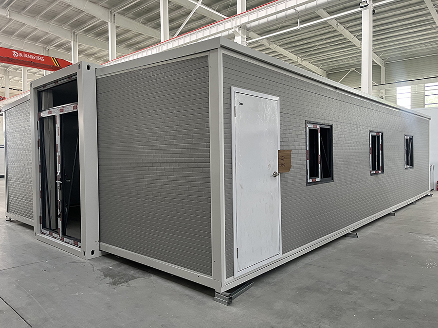 40FT container house exterior view