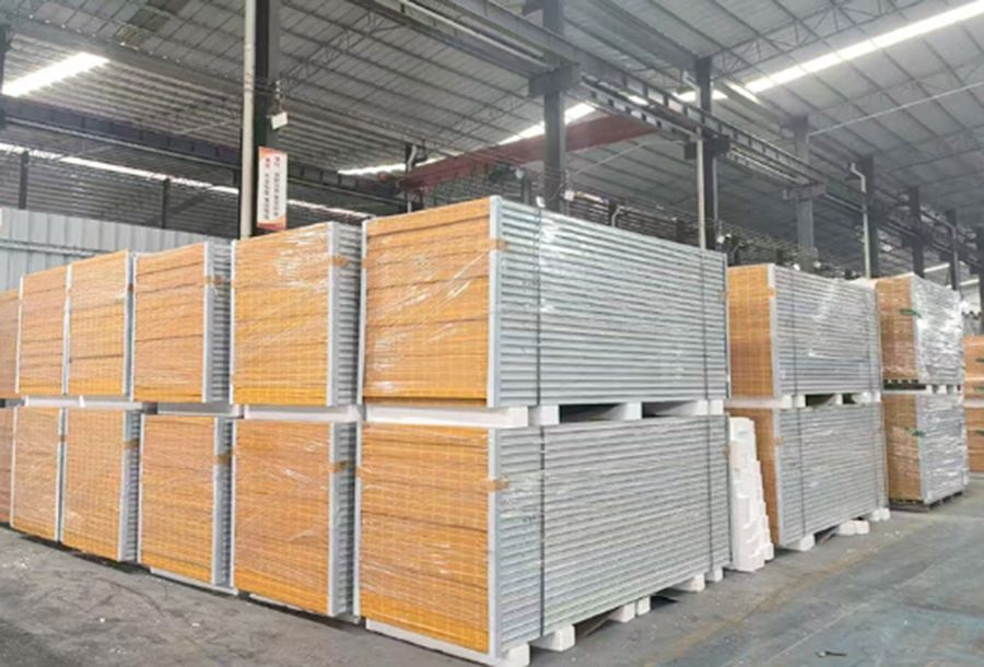 Machine-made Cleanroom Panel