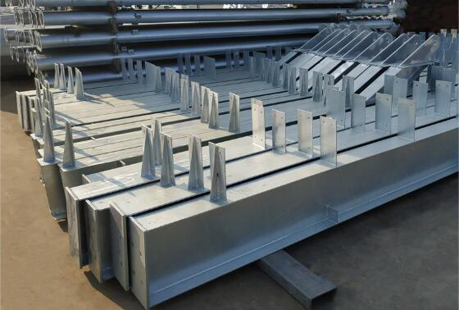 Hot-dip galvanized steel structures 