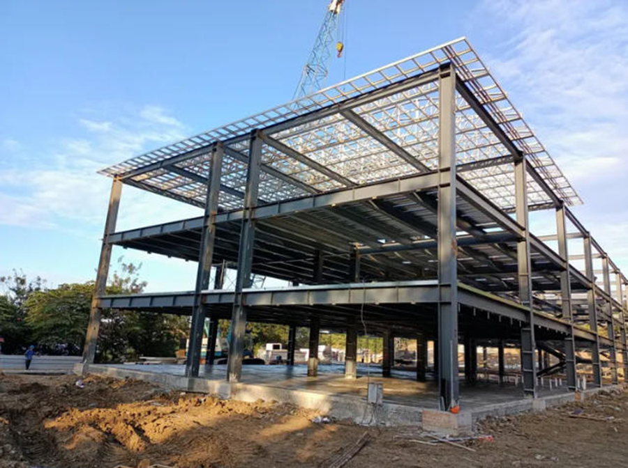 Prefabricated steel building