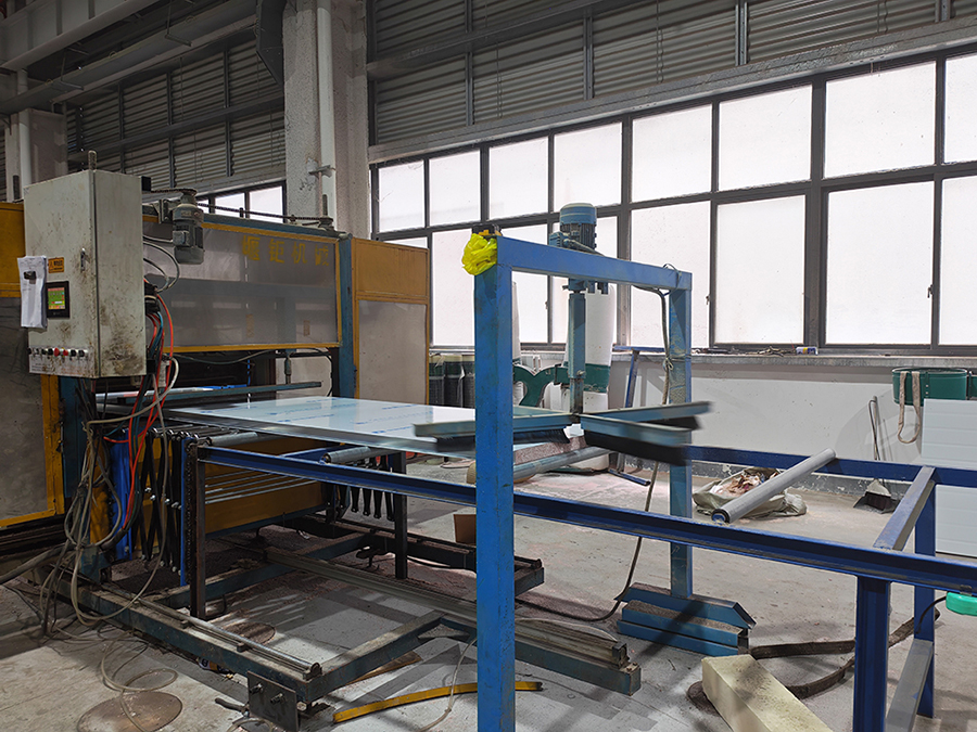 Sandwich panels Production process Sandwich panels Production process