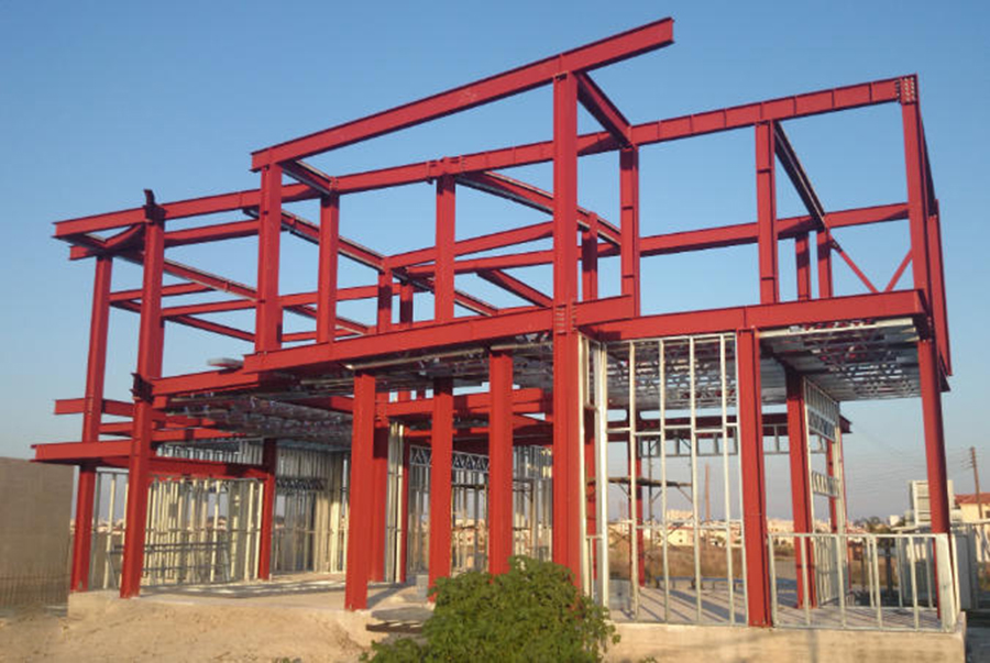 Prefabricated steel building