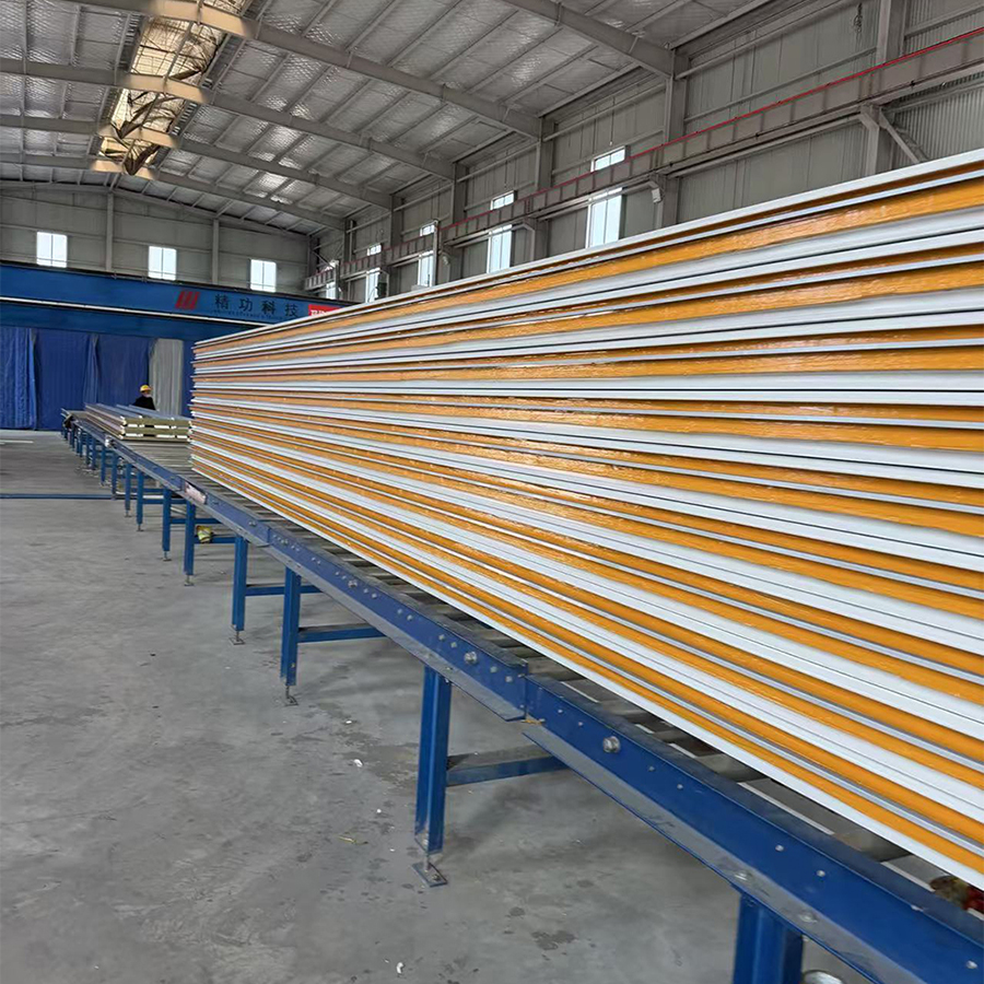 Manufacturing Process of PU Sealed Rockwool Sandwich Panel