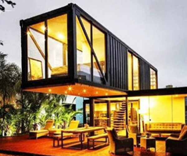 Container hotel