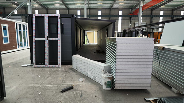 Expandable Folding Container House