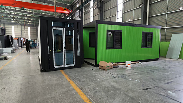 Expandable Folding Container House