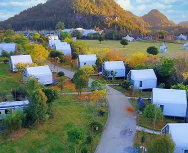 Light steel holiday home in tourist area